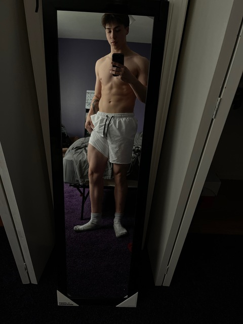 aidanj.ames onlyfans leaked picture 2