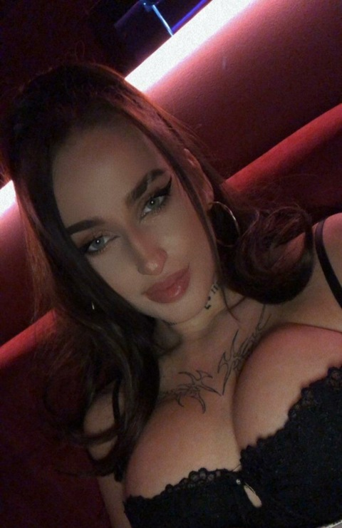 alessystepssis onlyfans leaked picture 2