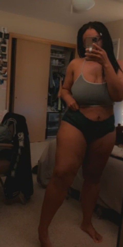alexandriavictoria onlyfans leaked picture 2