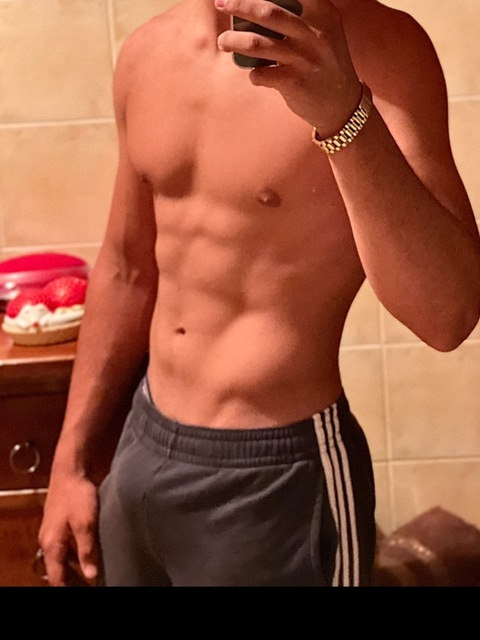 anto22cm onlyfans leaked picture 2