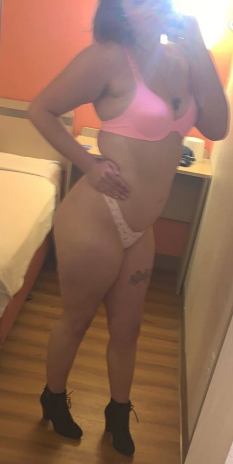 babycakezzz777 onlyfans leaked picture 2
