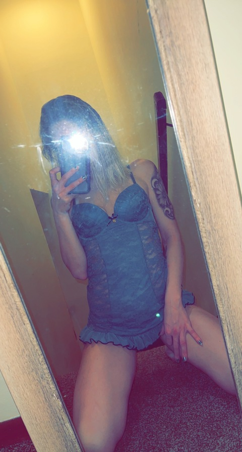 bee.baby96 onlyfans leaked picture 2