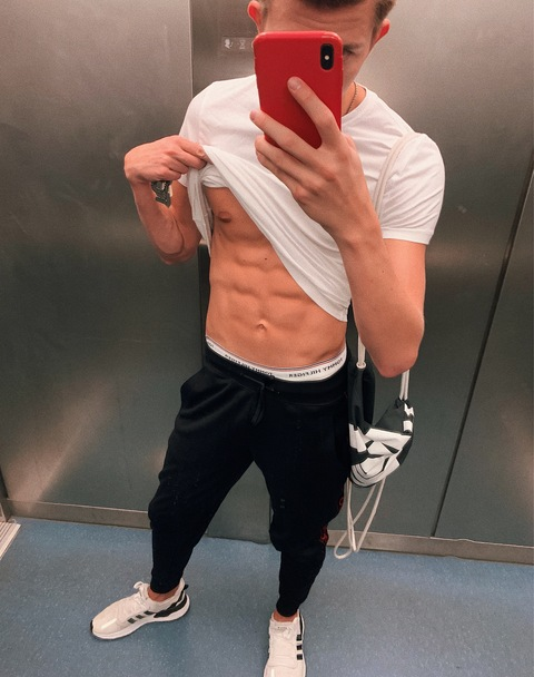 berlinbboy onlyfans leaked picture 2