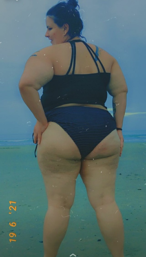 bigbootymama2 onlyfans leaked picture 2
