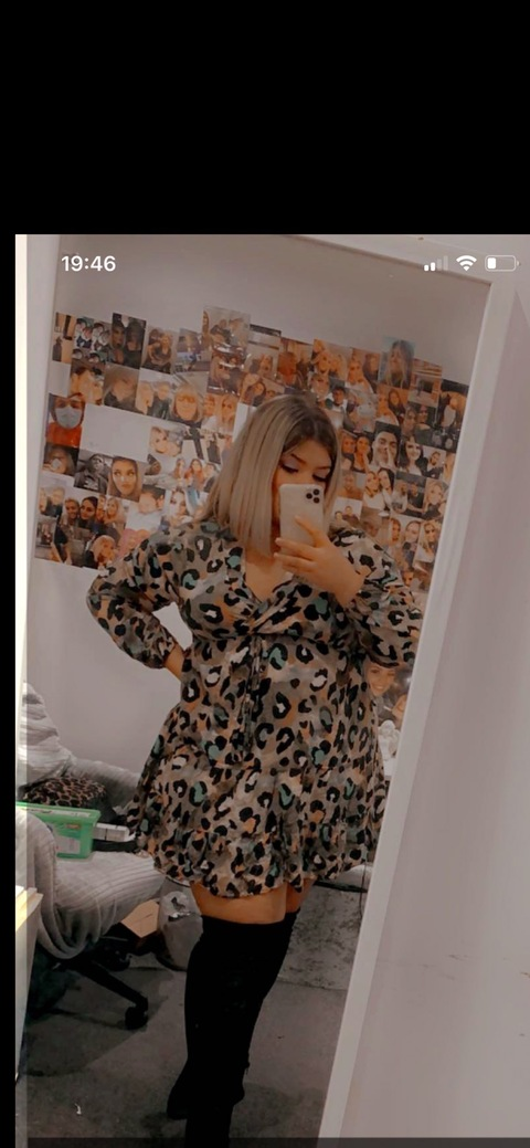 blondiiiiiii onlyfans leaked picture 2