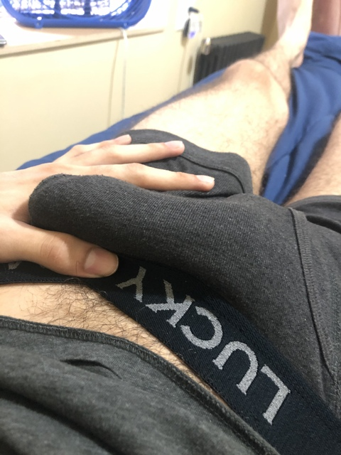 breakyourtoy onlyfans leaked picture 2