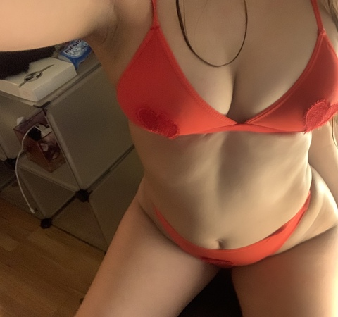 brendaflores onlyfans leaked picture 2
