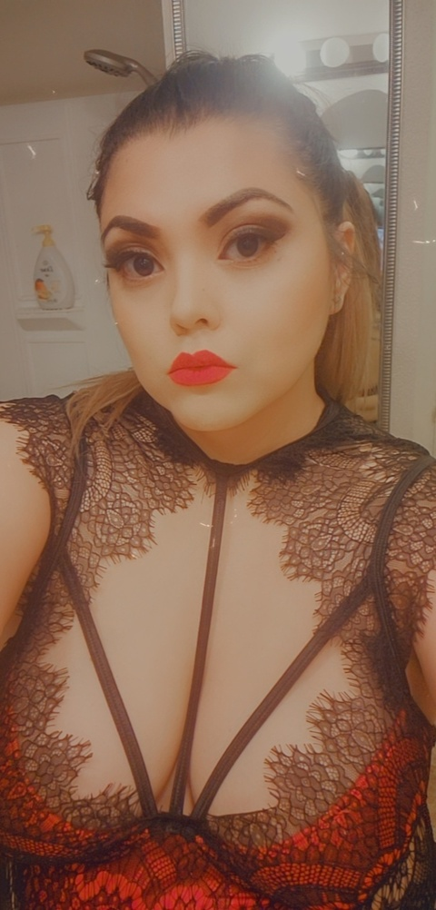 buttoncutie onlyfans leaked picture 2