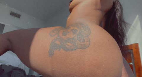 chocchottie onlyfans leaked picture 2