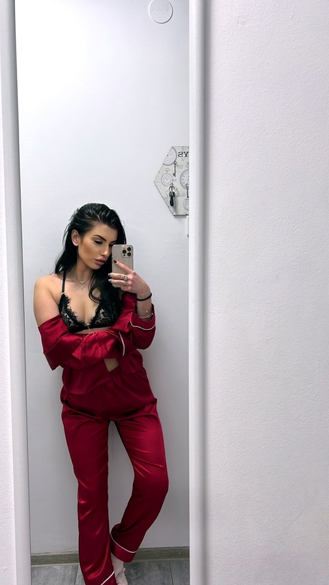 chriisss10 onlyfans leaked picture 2
