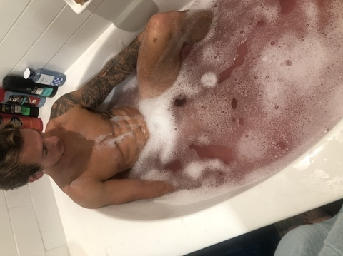 connorhartvip onlyfans leaked picture 2