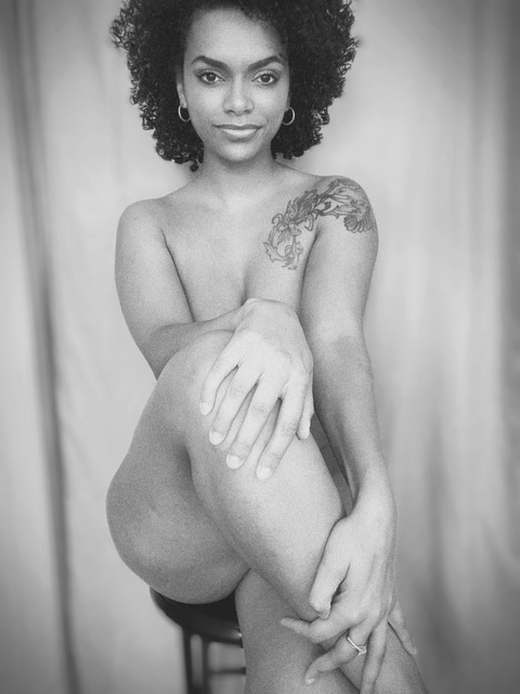curlycaseyrae onlyfans leaked picture 2