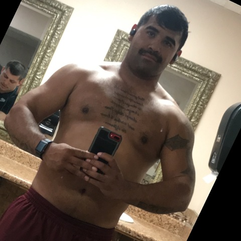 daddyishome89vip onlyfans leaked picture 2