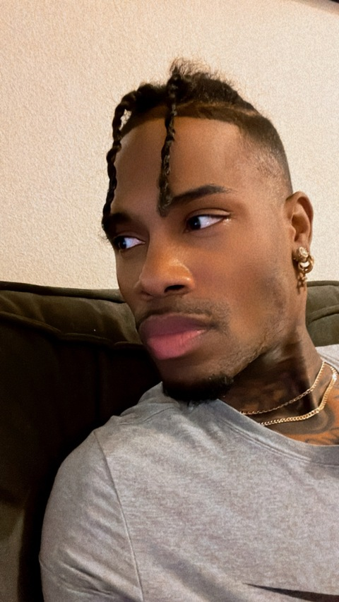 daddymackbaker onlyfans leaked picture 2