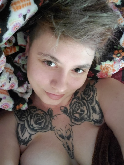 demonickitten33 onlyfans leaked picture 2