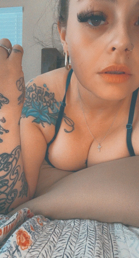 eri_la_guera onlyfans leaked picture 2