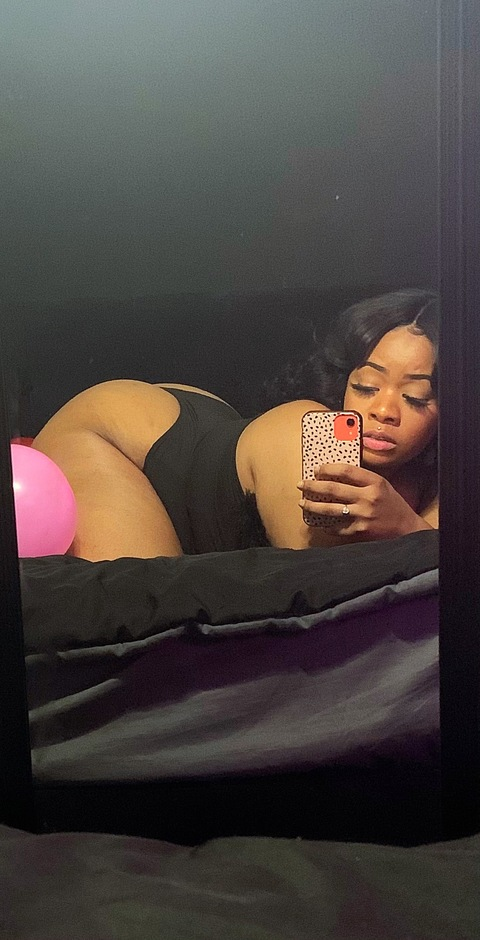 fineassremii onlyfans leaked picture 2