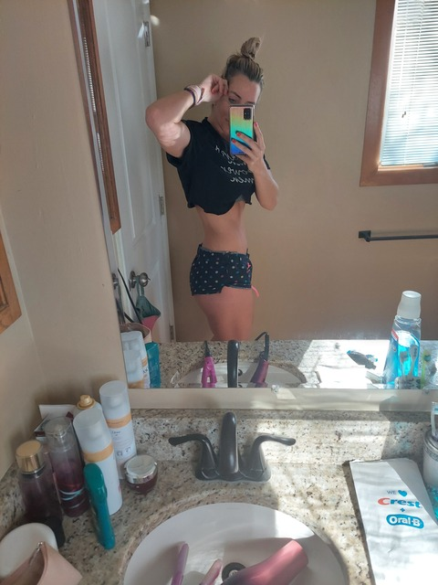 fitunicorn30 onlyfans leaked picture 2