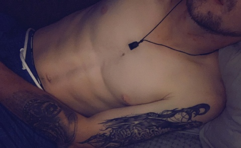 fxckyourfxntasies onlyfans leaked picture 2