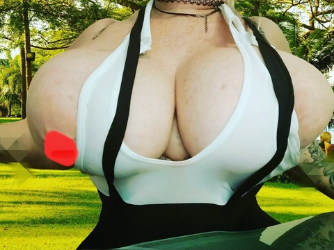 gourmandebigtits onlyfans leaked picture 2