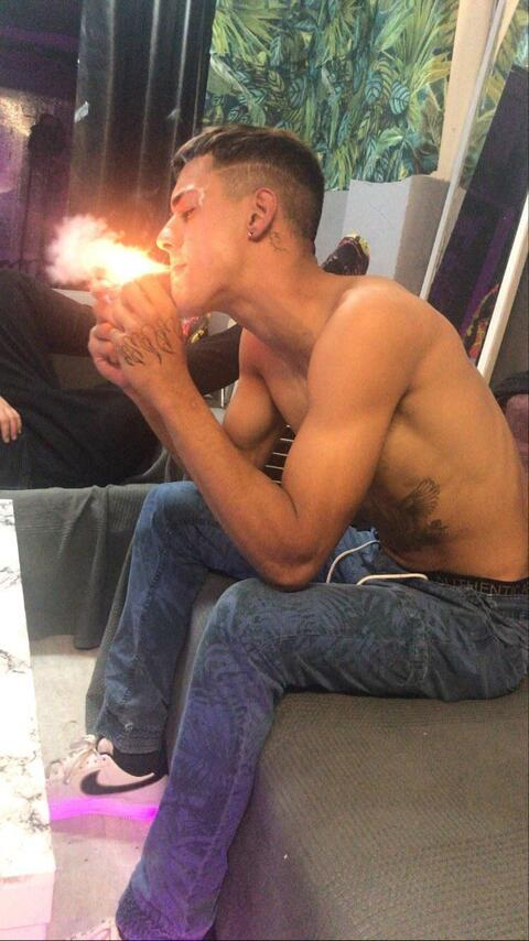 hotboy_xxl onlyfans leaked picture 2