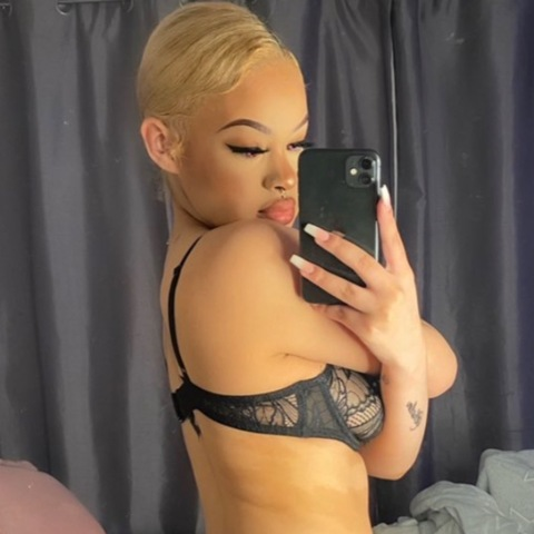 ilovezfree onlyfans leaked picture 2