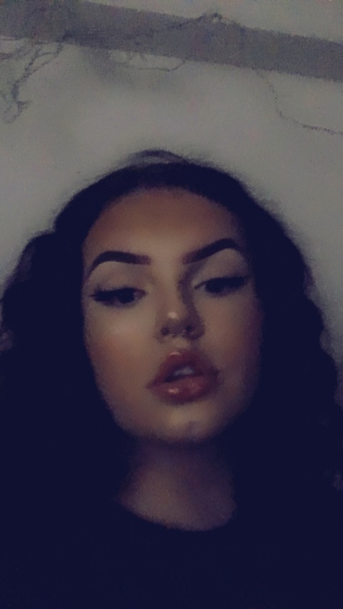 izzybby onlyfans leaked picture 2
