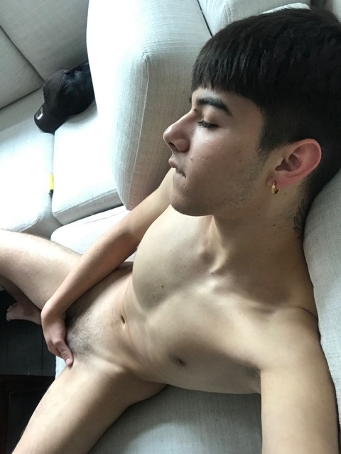 javieervgg onlyfans leaked picture 2