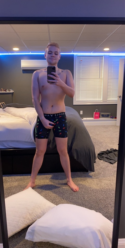 jaymaxwell33 onlyfans leaked picture 2