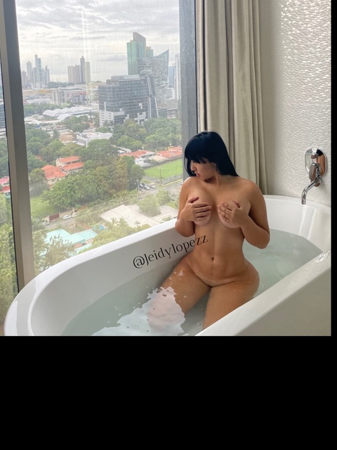 jeidylopezz onlyfans leaked picture 2