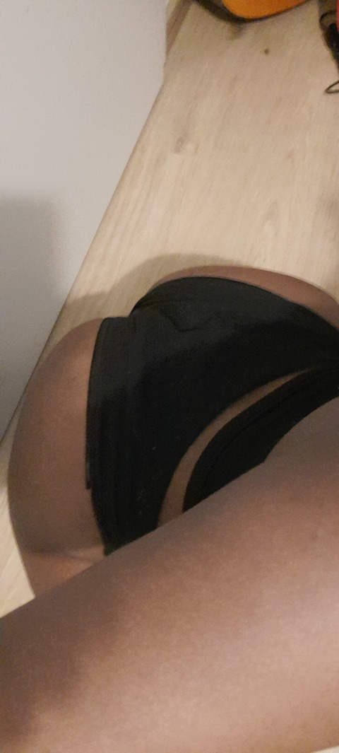 karie_baby69.vip onlyfans leaked picture 2