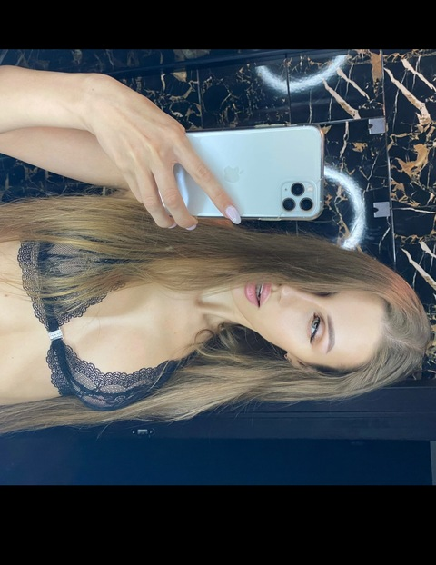 kate_lovepl onlyfans leaked picture 2