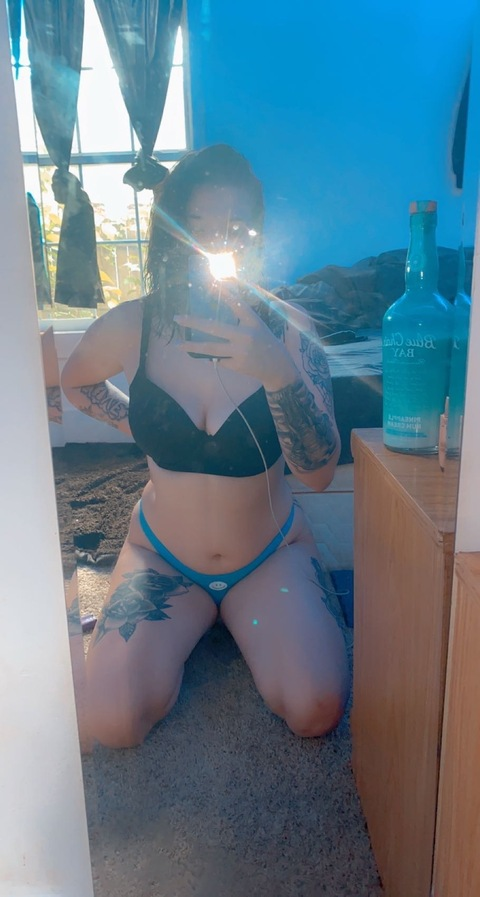 kaydanielle21 onlyfans leaked picture 2