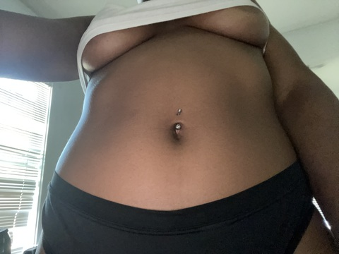 kellybaby onlyfans leaked picture 2