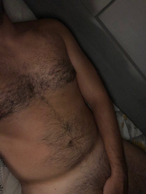 liuk9299 onlyfans leaked picture 2