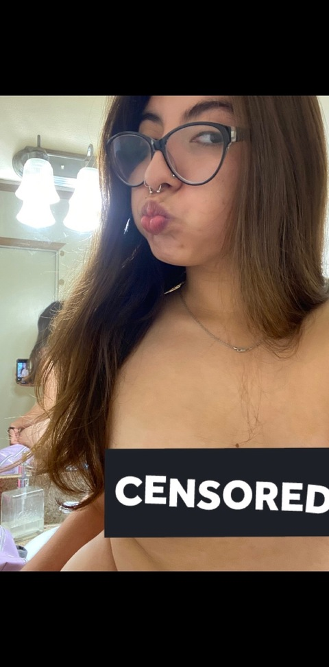 lovelylizzo onlyfans leaked picture 2