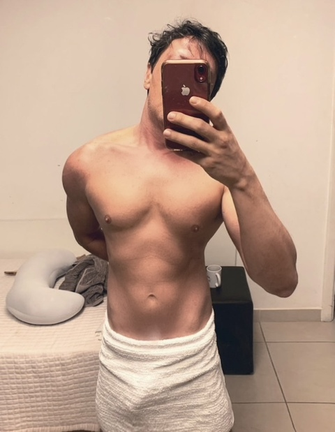 lucas_jhean onlyfans leaked picture 2