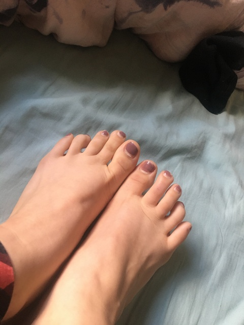 maddiesfeet onlyfans leaked picture 2