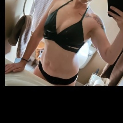 makingsweetcherrypie onlyfans leaked picture 2