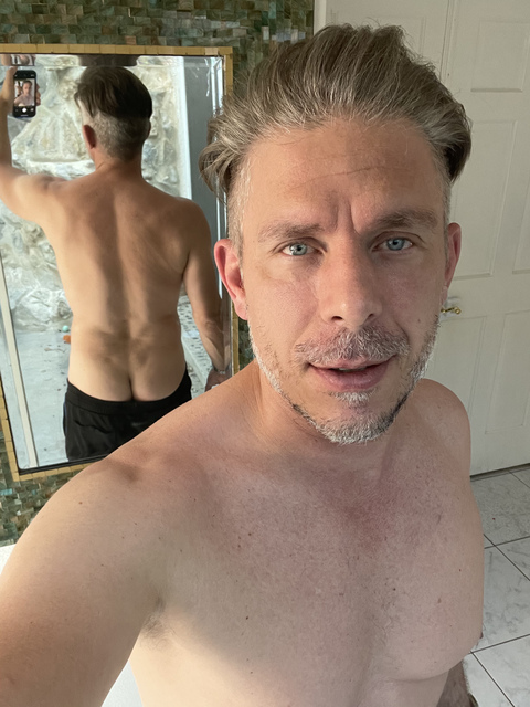mickbluexxx onlyfans leaked picture 2