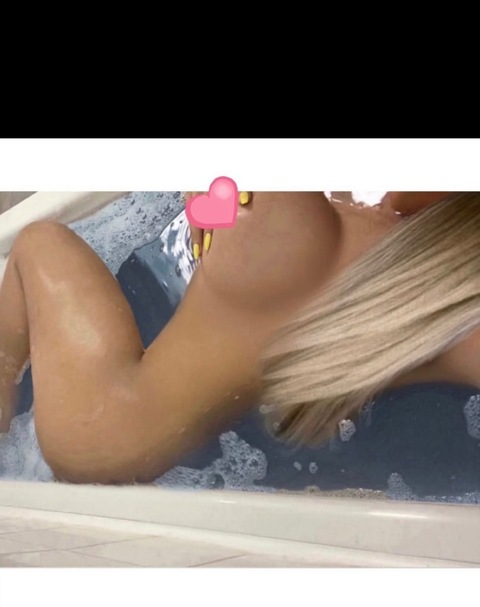miss-rivers onlyfans leaked picture 2
