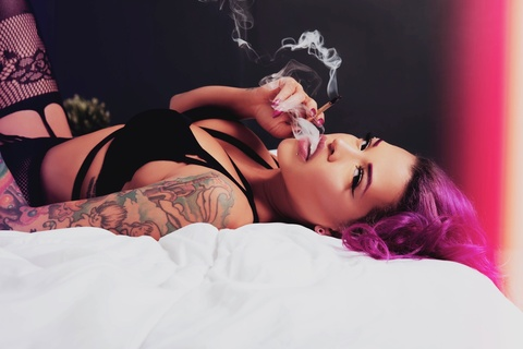 misscharliepearl onlyfans leaked picture 2
