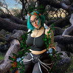 nikkiyarrow avatar