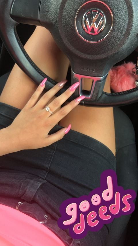 petiteprincess onlyfans leaked picture 2