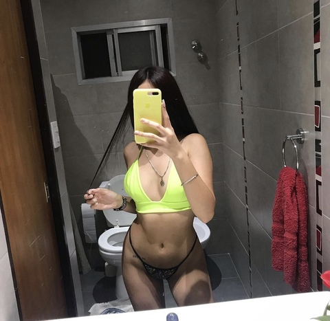 popii22 onlyfans leaked picture 2