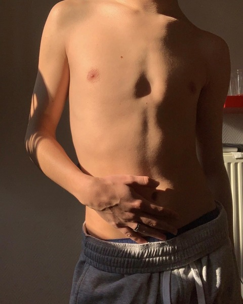 putaforyourson onlyfans leaked picture 2