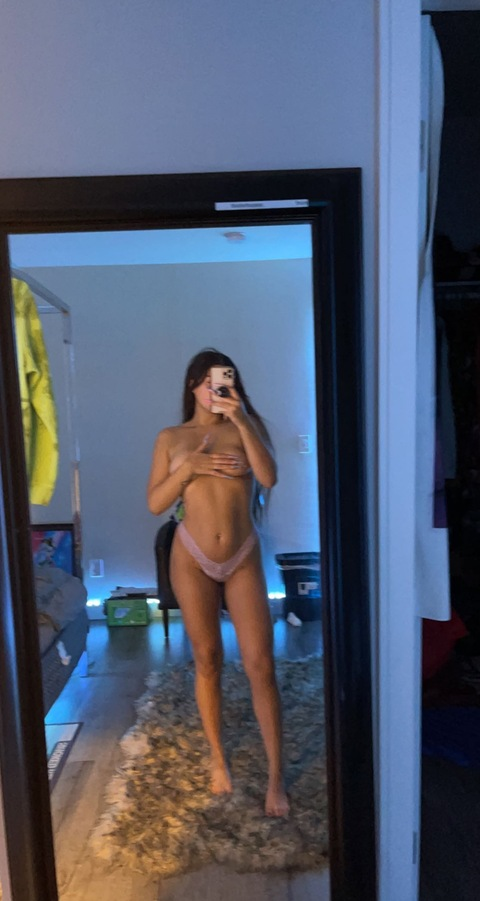 selenaprice onlyfans leaked picture 2