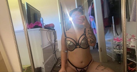 skylajade21 onlyfans leaked picture 2