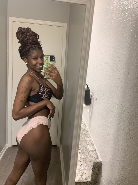 slimfine onlyfans leaked picture 2