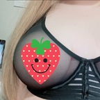 strawberrymilkkk onlyfans leaked picture 1